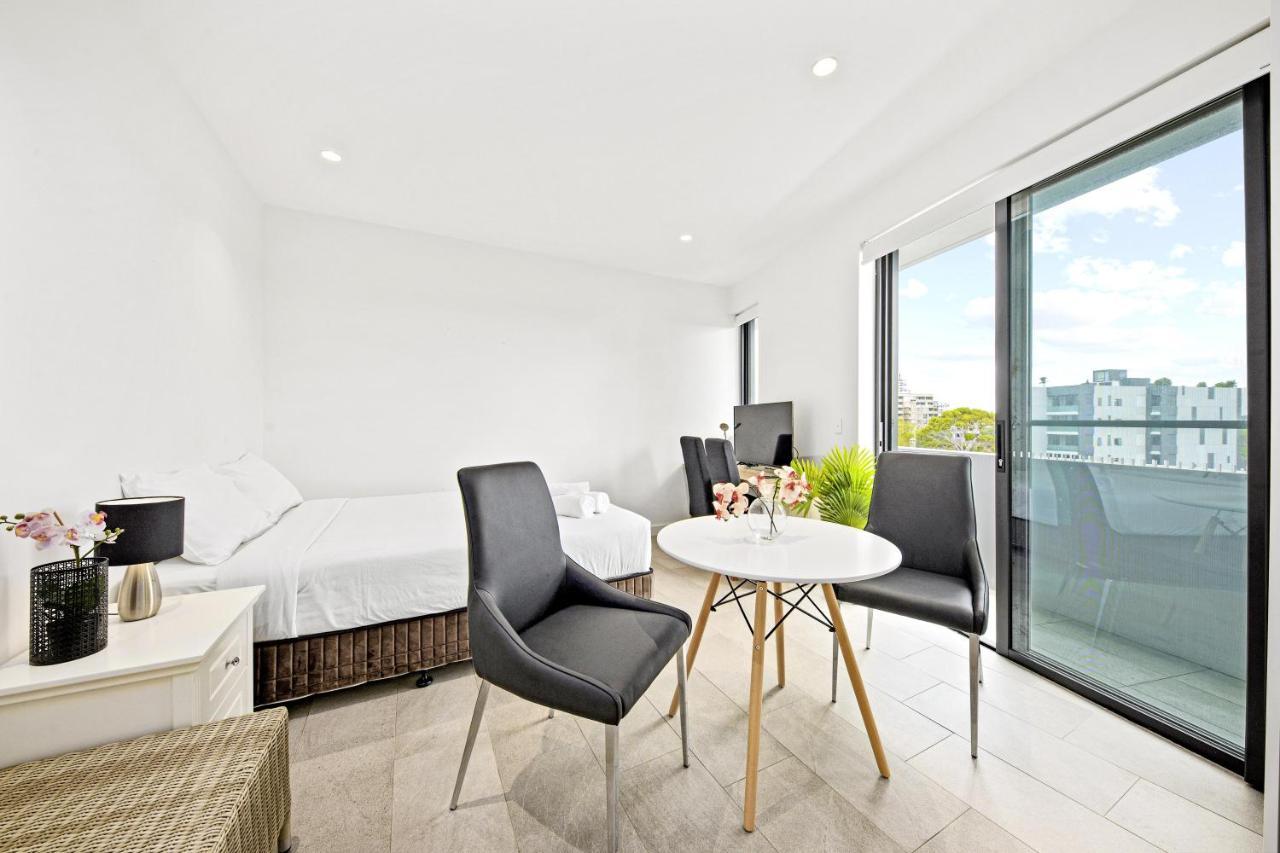 Studio For Long Term Tenants In Strathfield Cbd Sydney Exteriör bild