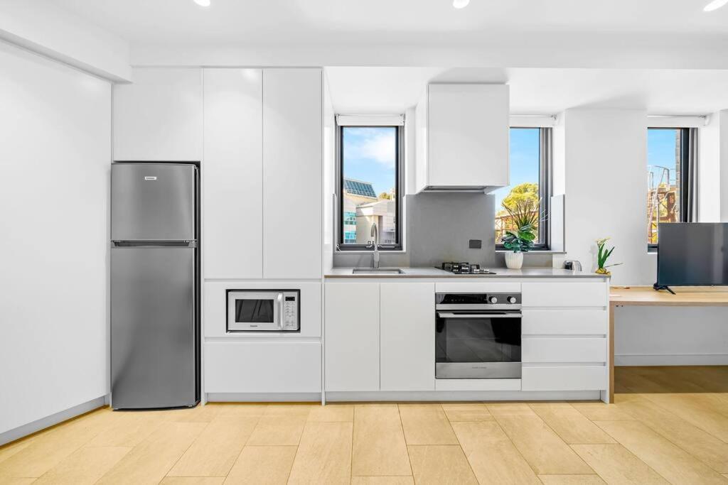 Studio For Long Term Tenants In Strathfield Cbd Sydney Exteriör bild