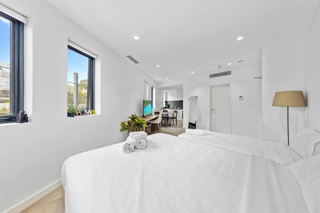 Studio For Long Term Tenants In Strathfield Cbd Sydney Exteriör bild