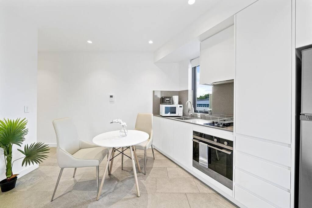Studio For Long Term Tenants In Strathfield Cbd Sydney Exteriör bild